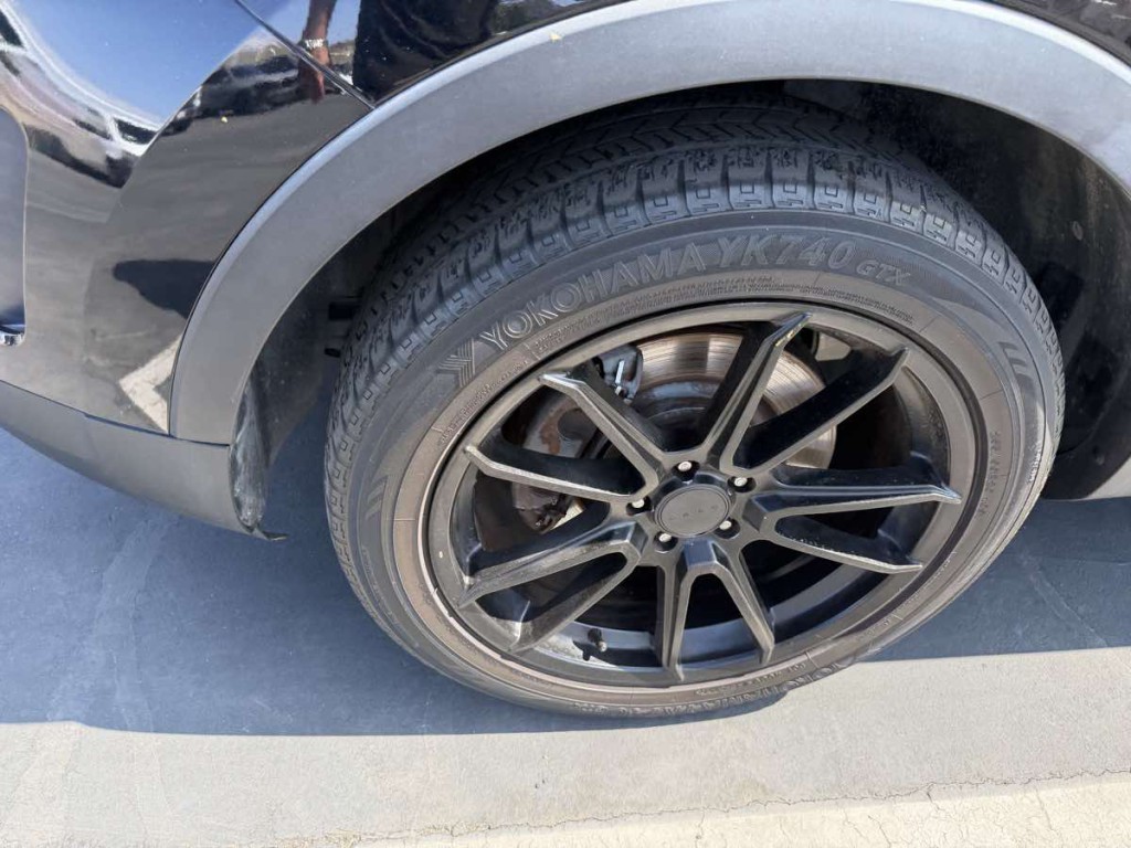 2016 Ford Explorer Image 8