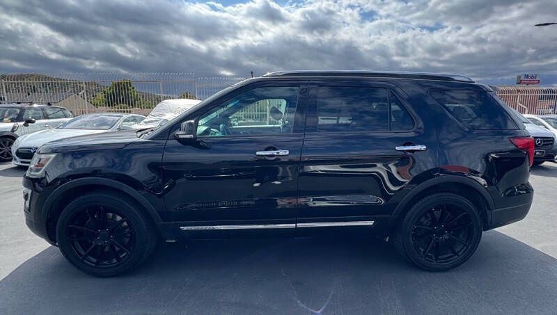 2016 Ford Explorer Image 12