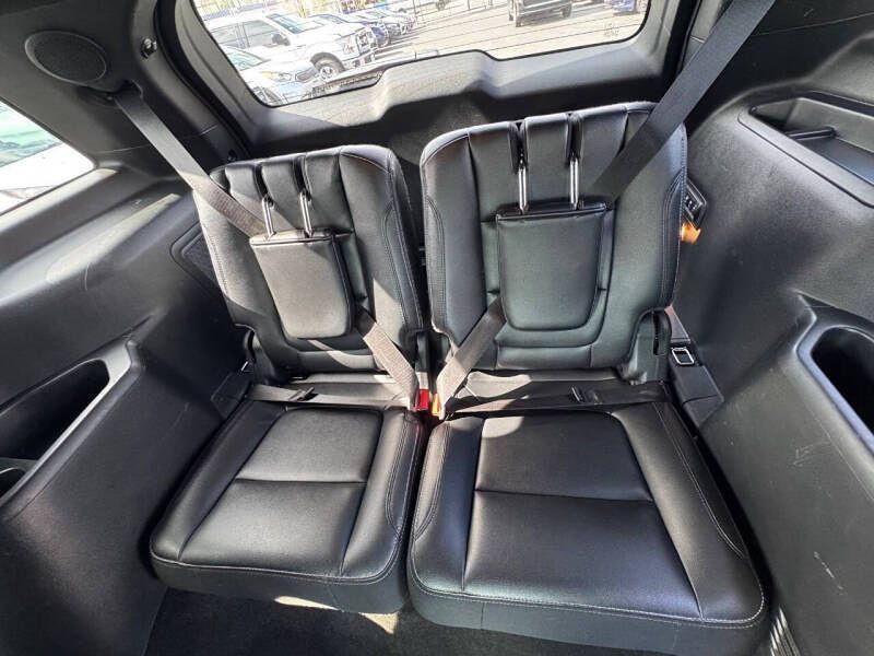 2016 Ford Explorer Image 21