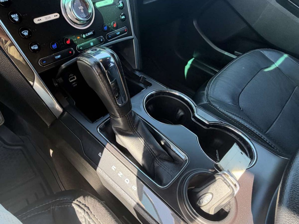 2016 Ford Explorer Image 14