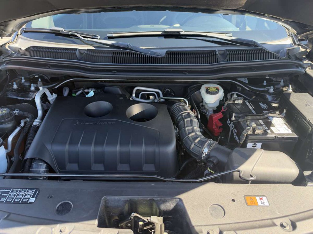 2016 Ford Explorer Image 21