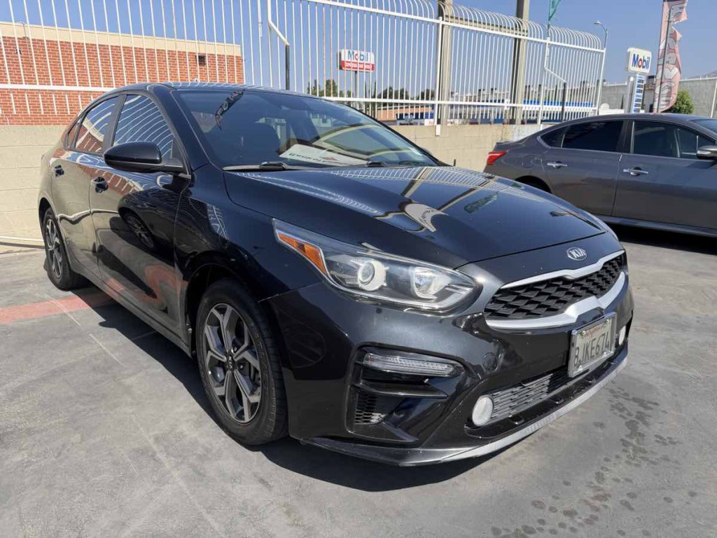 2019 Kia Forte Image 2