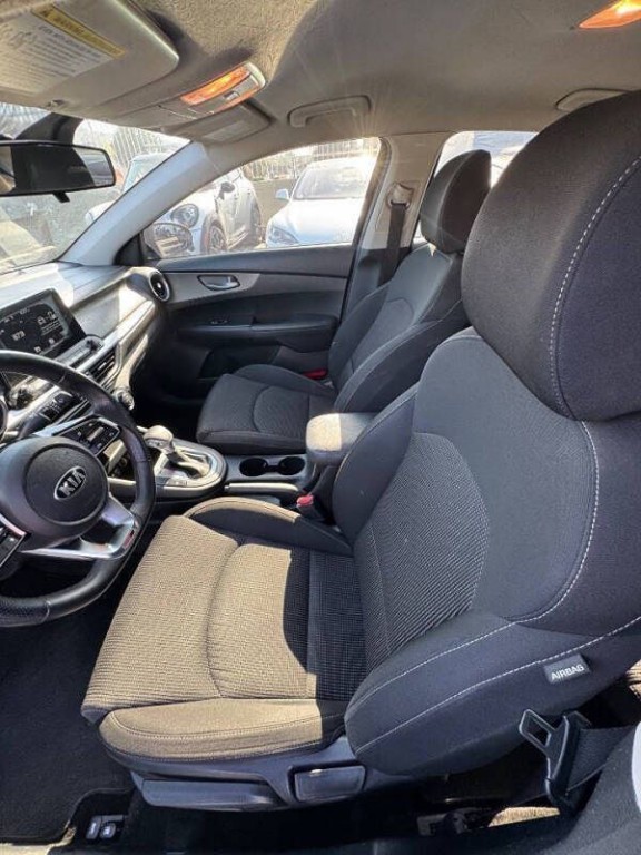 2019 Kia Forte Image 14
