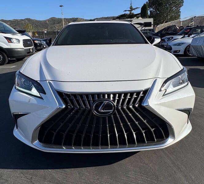 2024 Lexus ES 300 Image 5