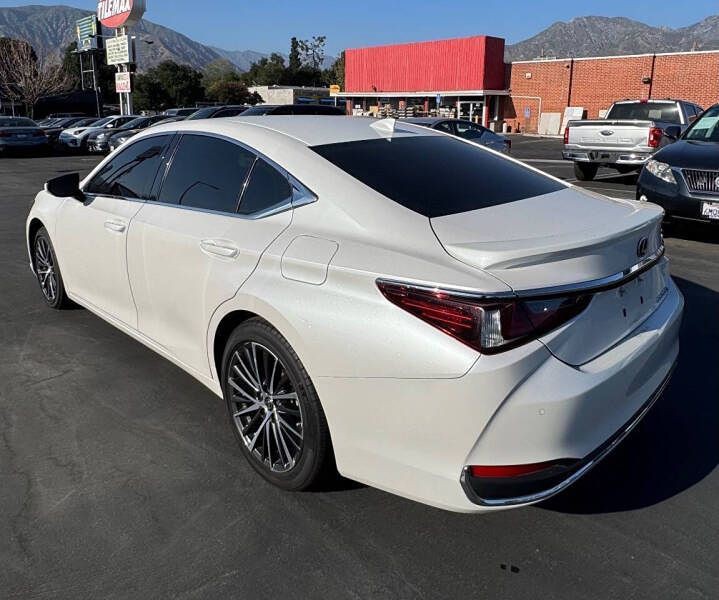 2024 Lexus ES 300 Image 6