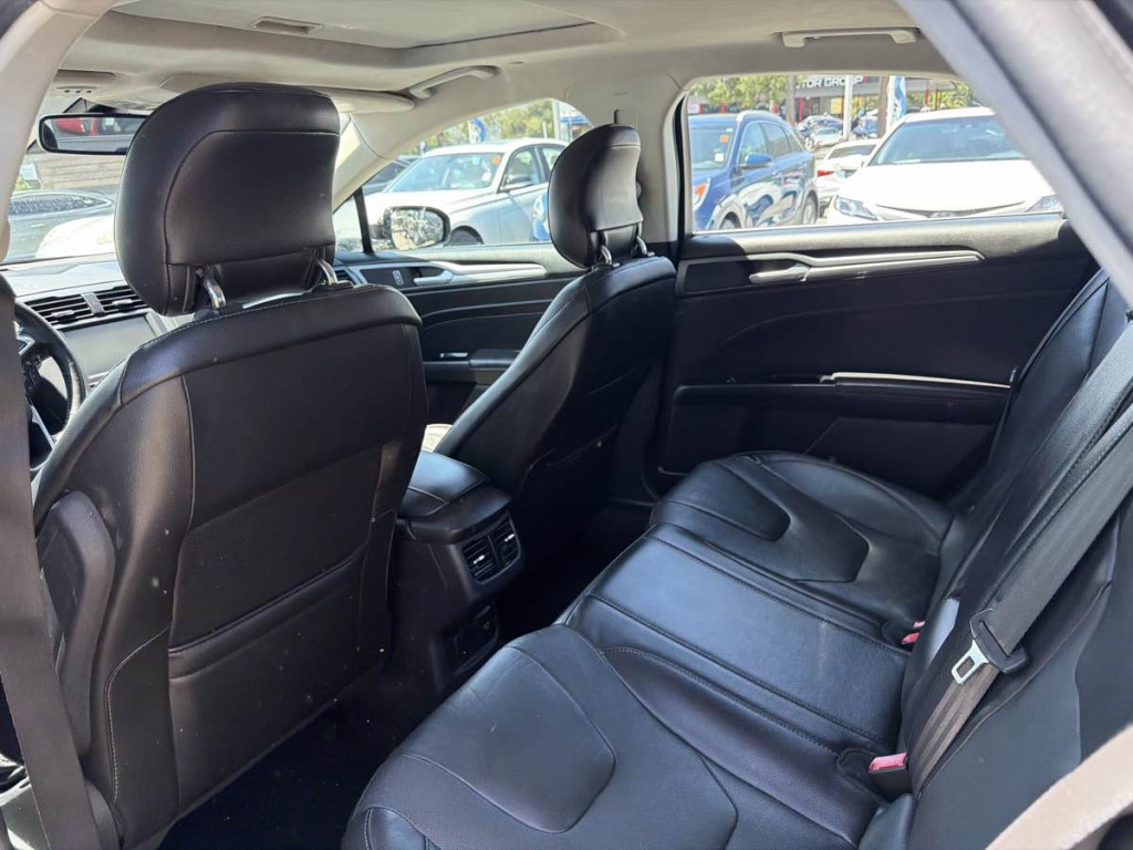 2015 Ford Fusion Image 15