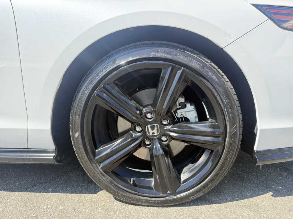 2025 Honda Accord Image 8