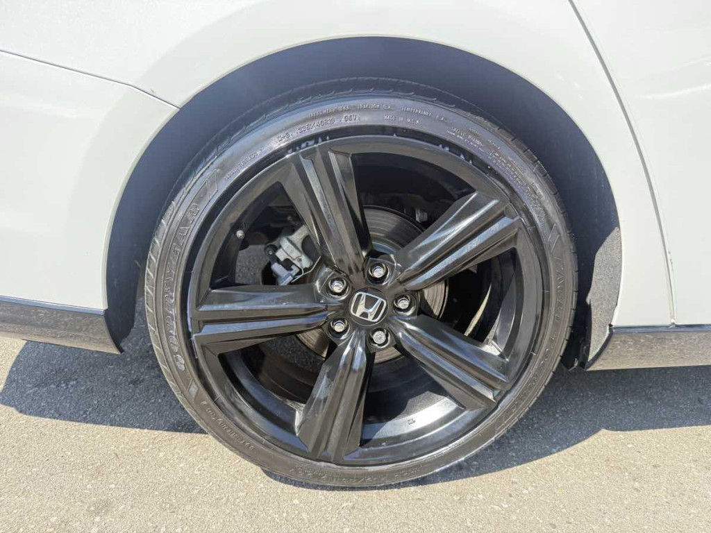 2025 Honda Accord Image 9