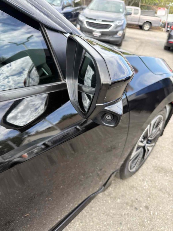 2017 Honda Civic Image 9