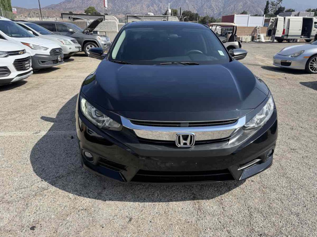 2017 Honda Civic Image 2