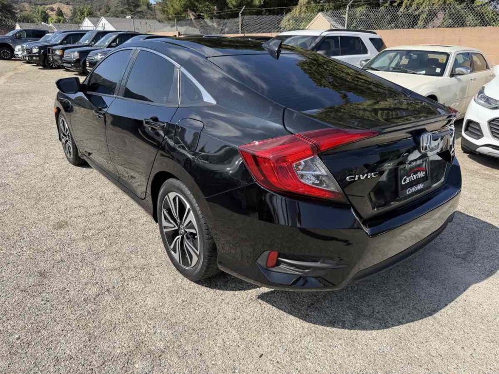 2017 Honda Civic Image 4