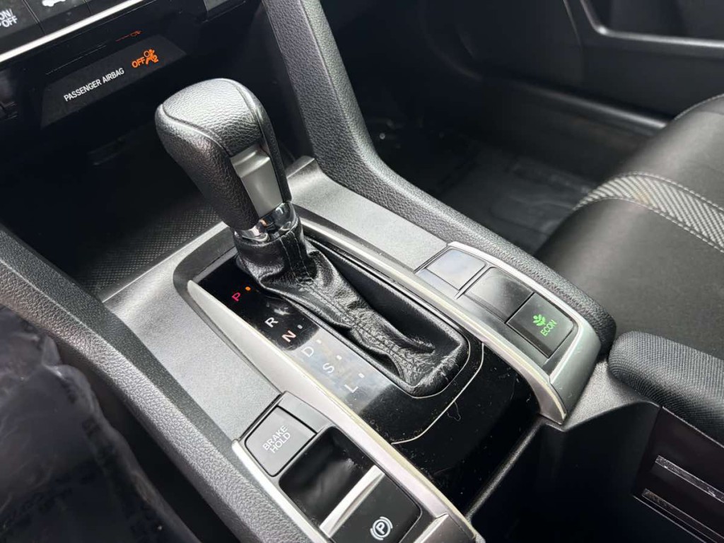 2017 Honda Civic Image 13