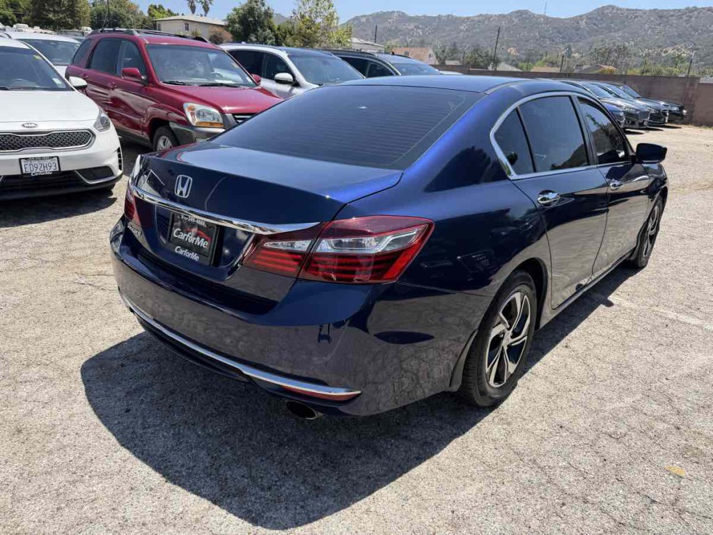 2017 Honda Accord Image 3