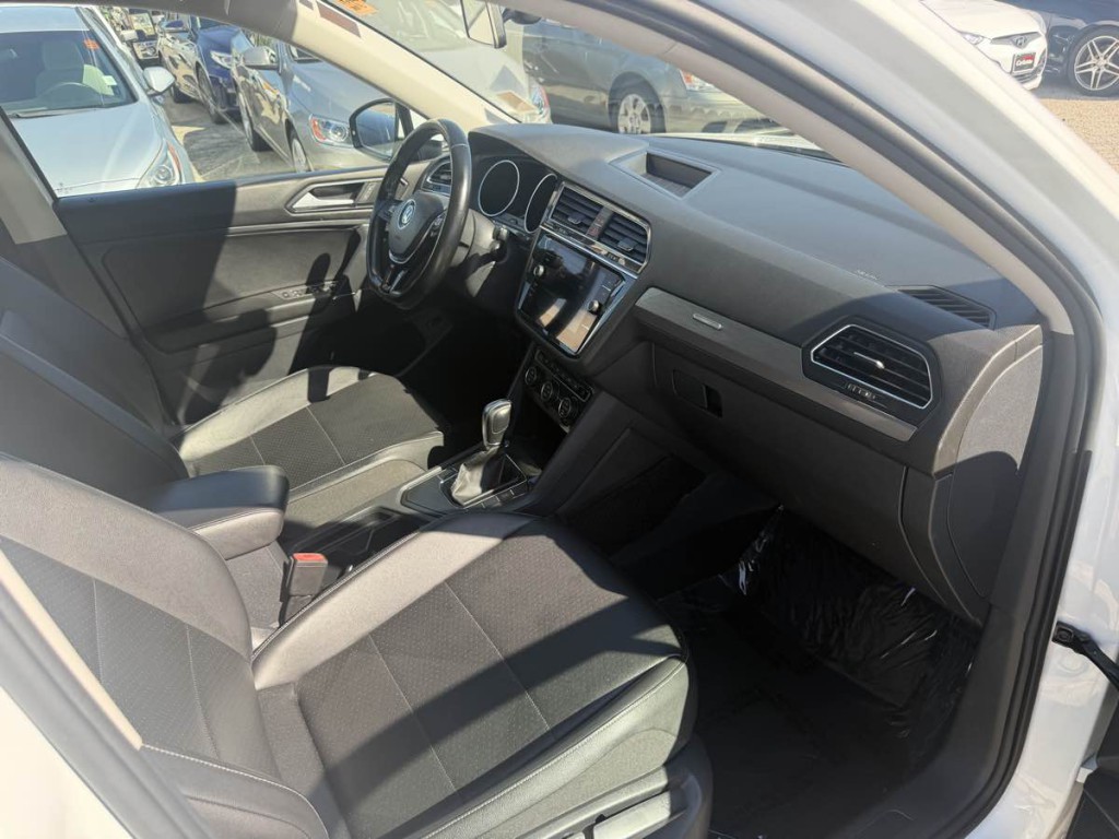 2018 Volkswagen Tiguan Image 14
