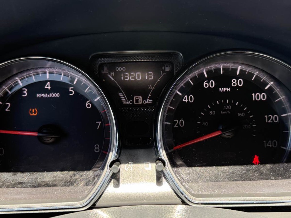 2017 Nissan Versa Image 19