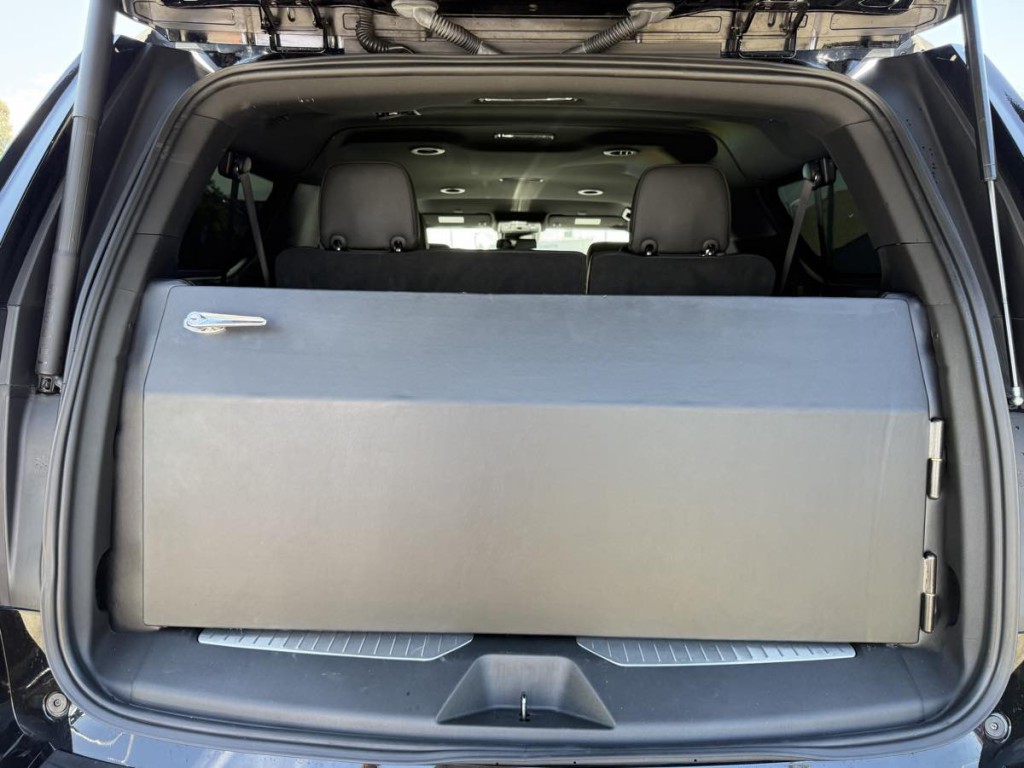 2024 Chevrolet Suburban Image 13
