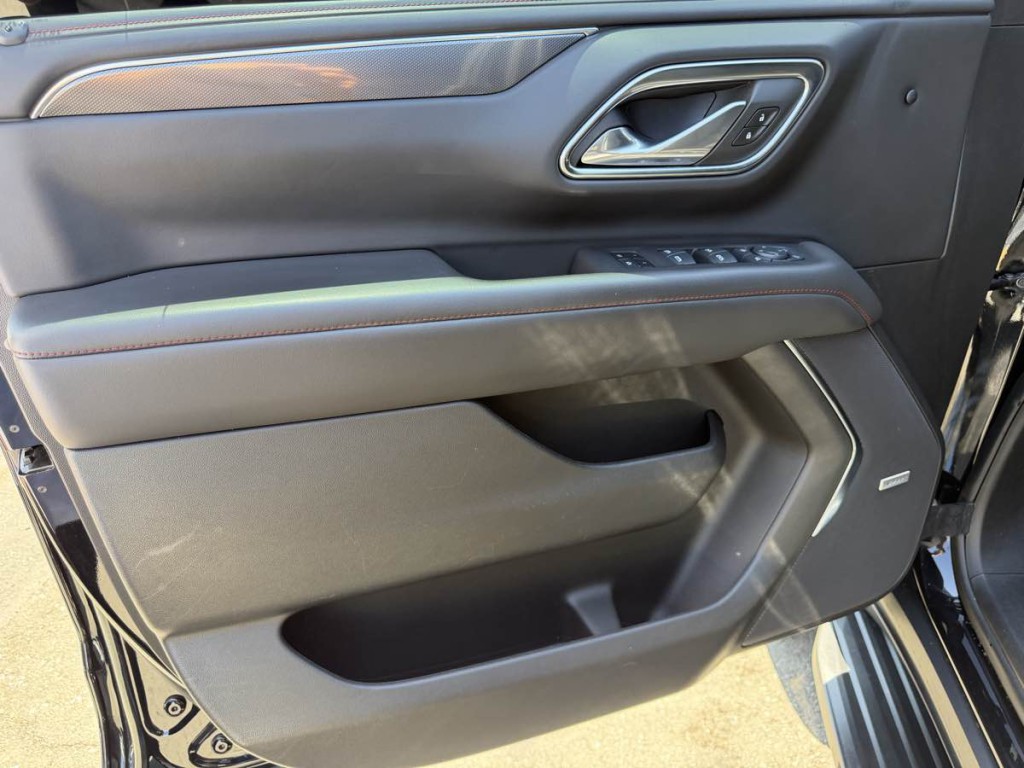 2024 Chevrolet Suburban Image 27