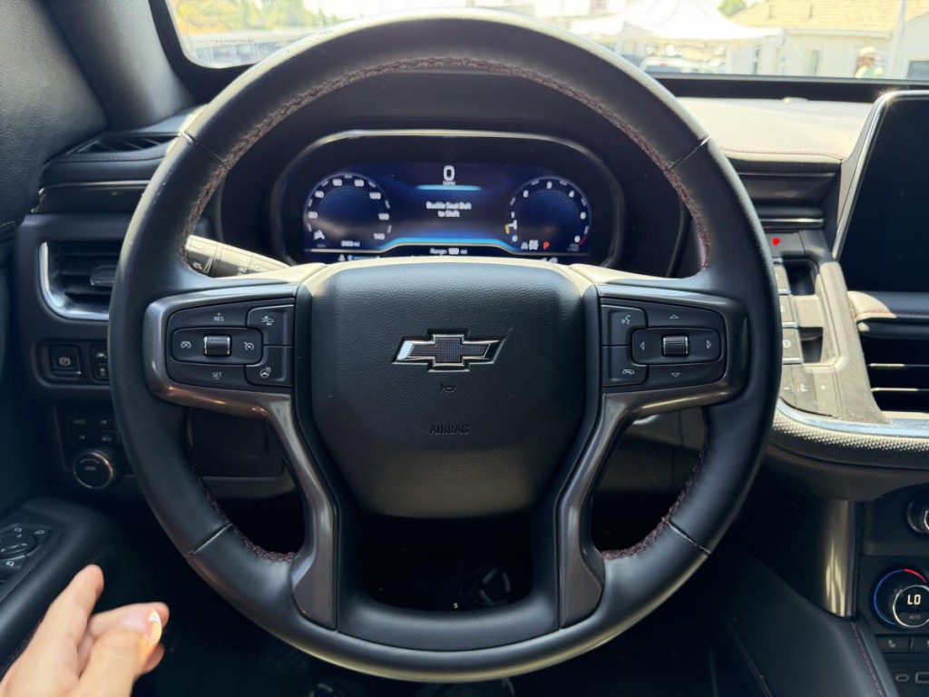 2024 Chevrolet Suburban Image 33
