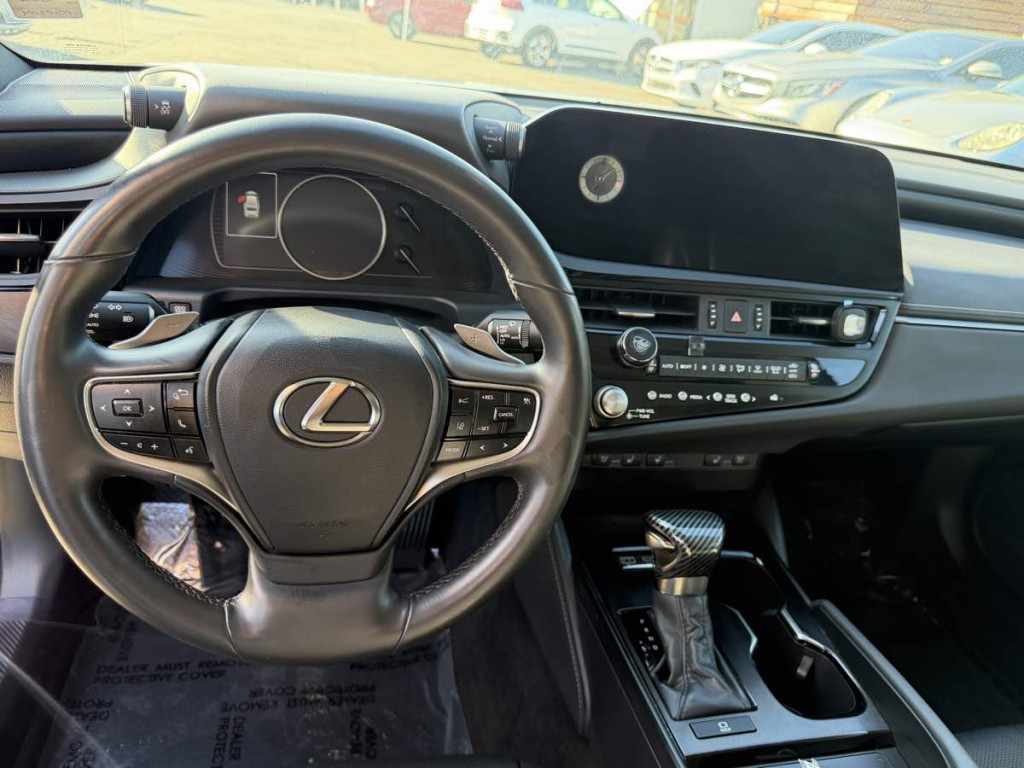2023 Lexus ES 350 Image 12