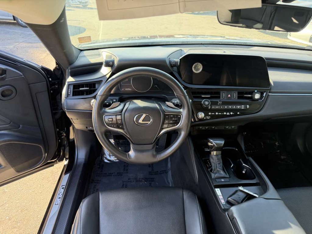 2023 Lexus ES 350 Image 23