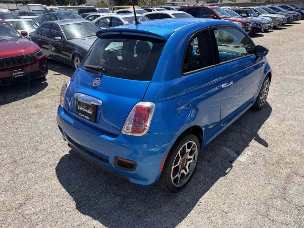 2015 FIAT 500 Image 4