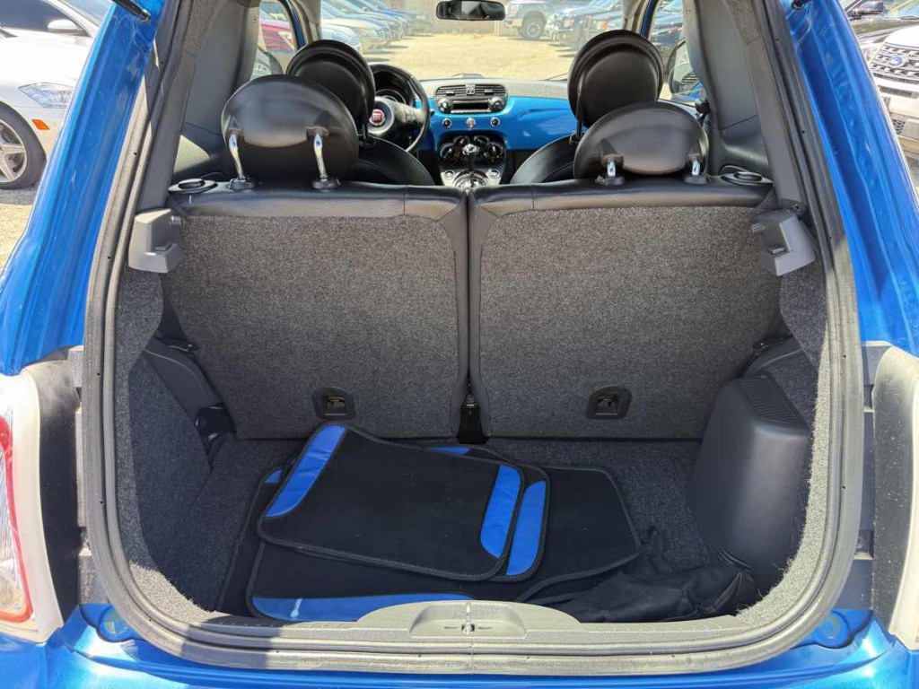 2015 FIAT 500 Image 14