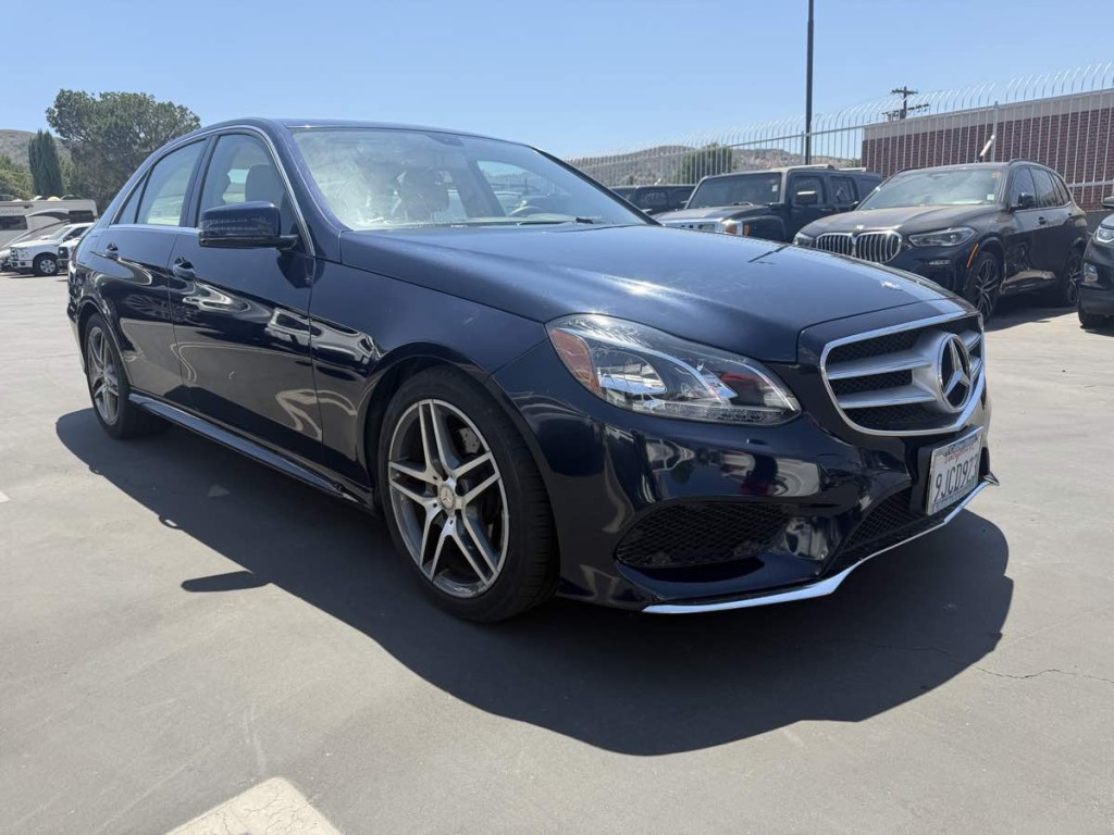 2014 Mercedes-Benz E-Class Image 2
