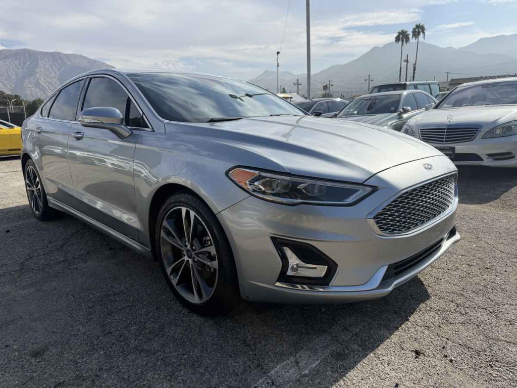 2020 Ford Fusion Image 1