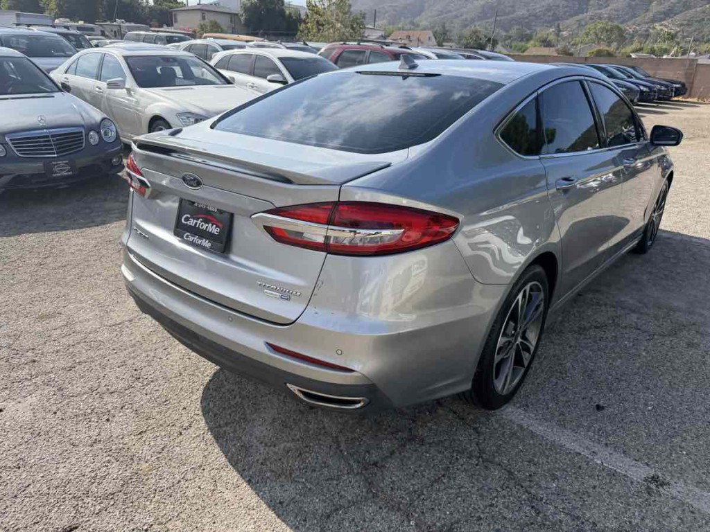 2020 Ford Fusion Image 6