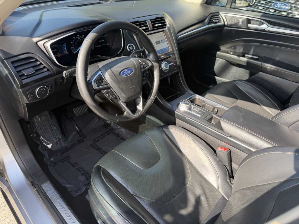2020 Ford Fusion Image 9