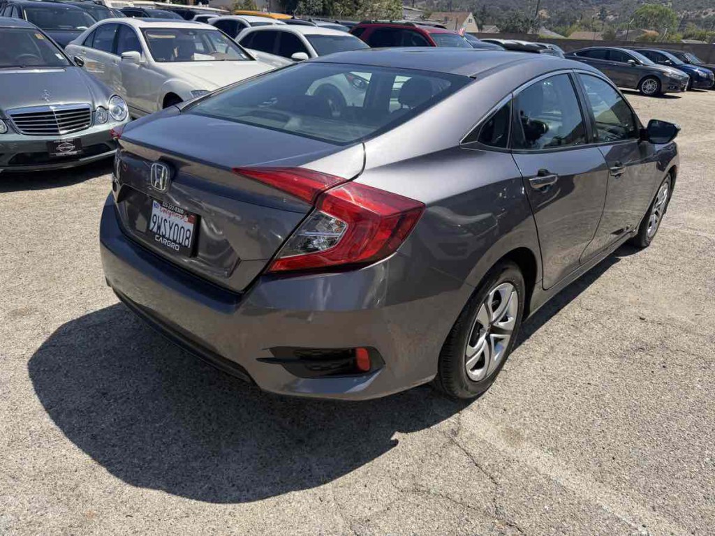 2016 Honda Civic Image 4