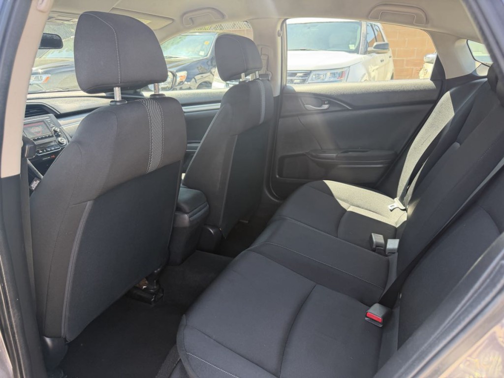2016 Honda Civic Image 17