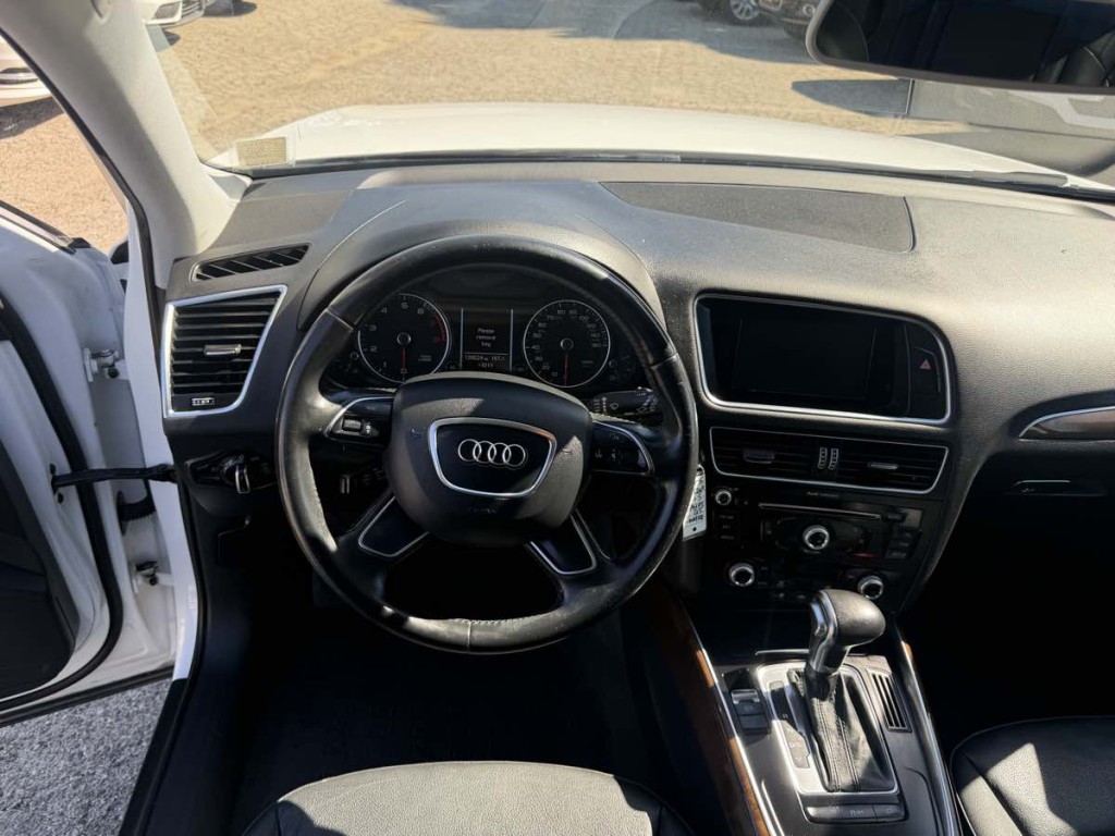 2015 Audi Q5 Image 11