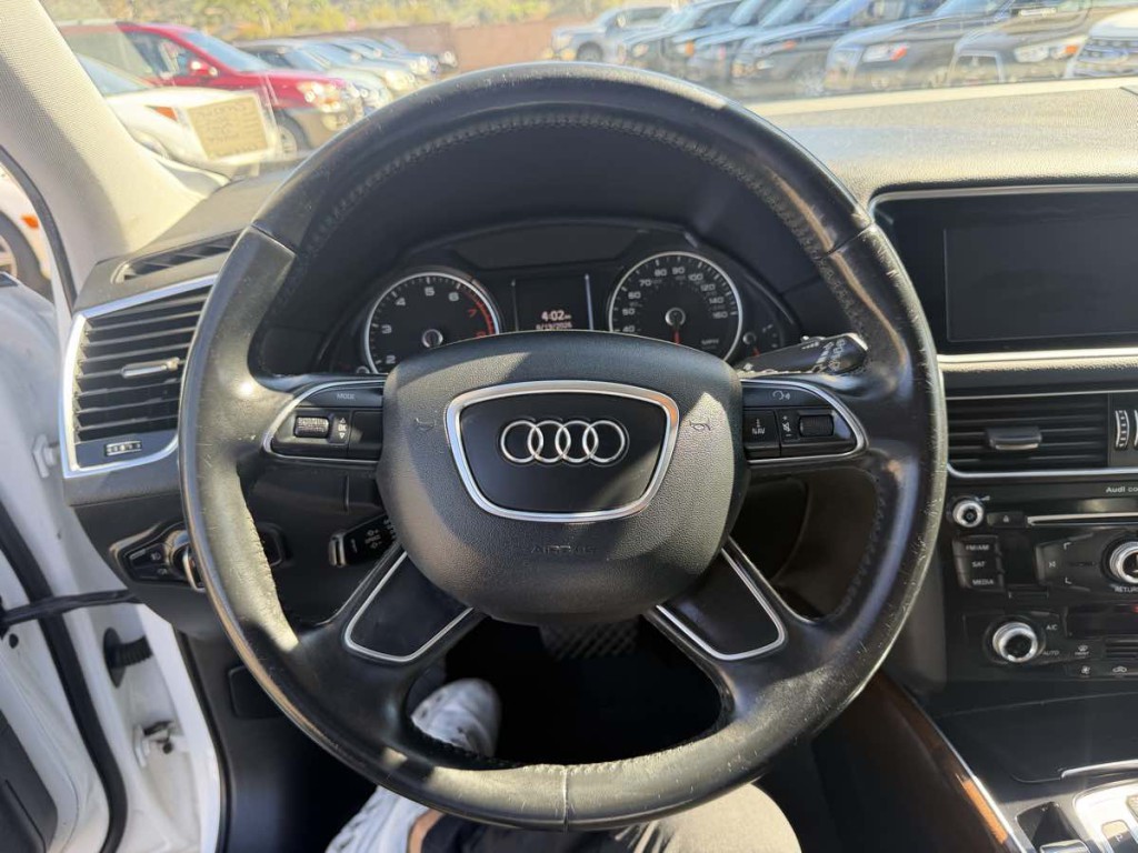 2015 Audi Q5 Image 12