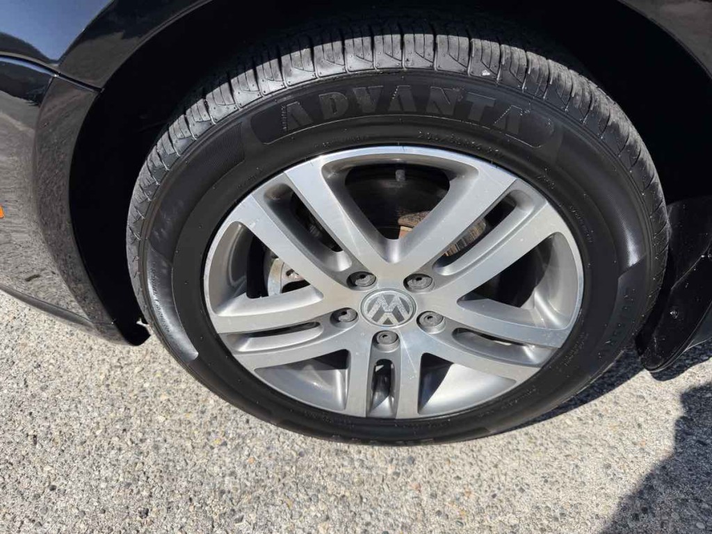 2005 Volkswagen Jetta Image 7