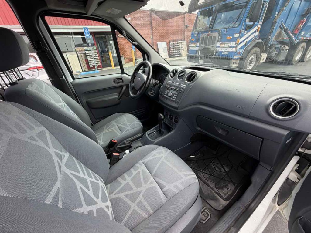 2011 Ford Transit Connect Image 15