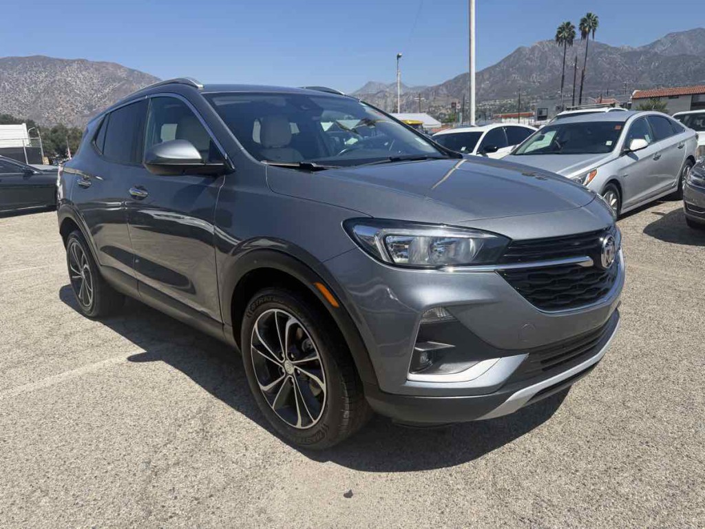 2021 Buick Enclave Image 2