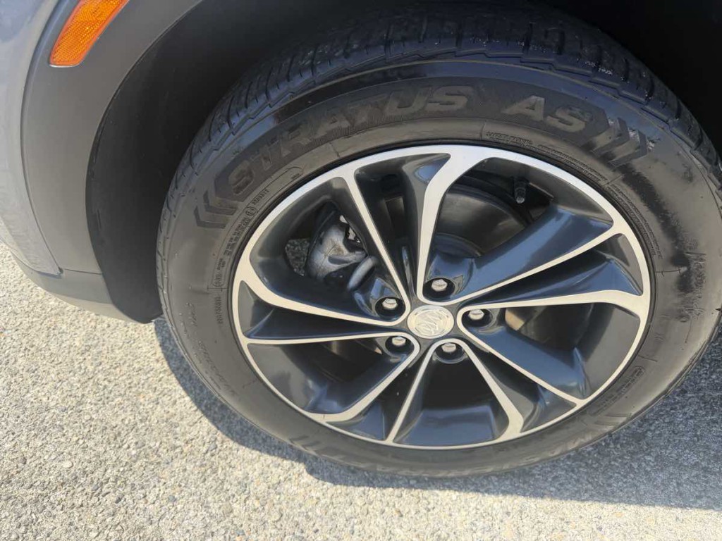 2021 Buick Enclave Image 7