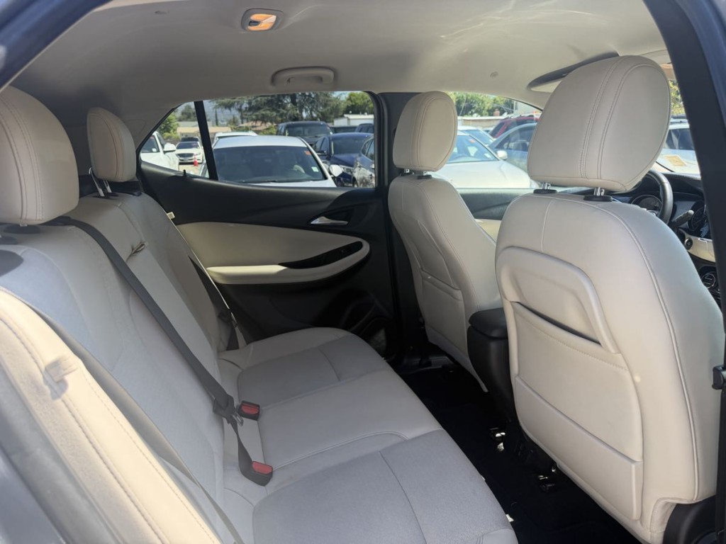 2021 Buick Enclave Image 12