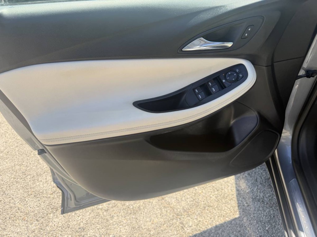 2021 Buick Enclave Image 15