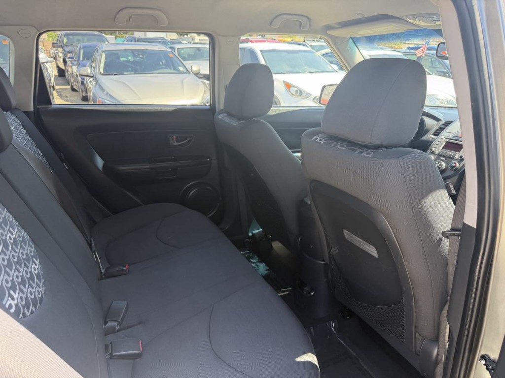 2010 Kia Soul Image 14