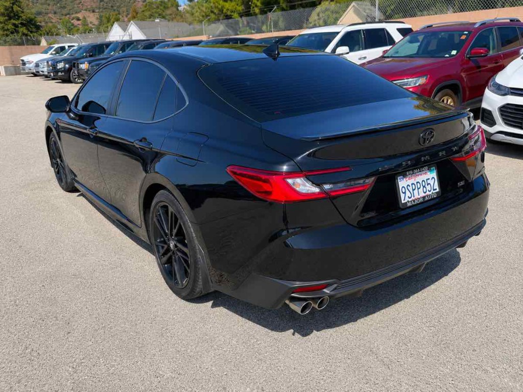 2025 Toyota Camry Image 4