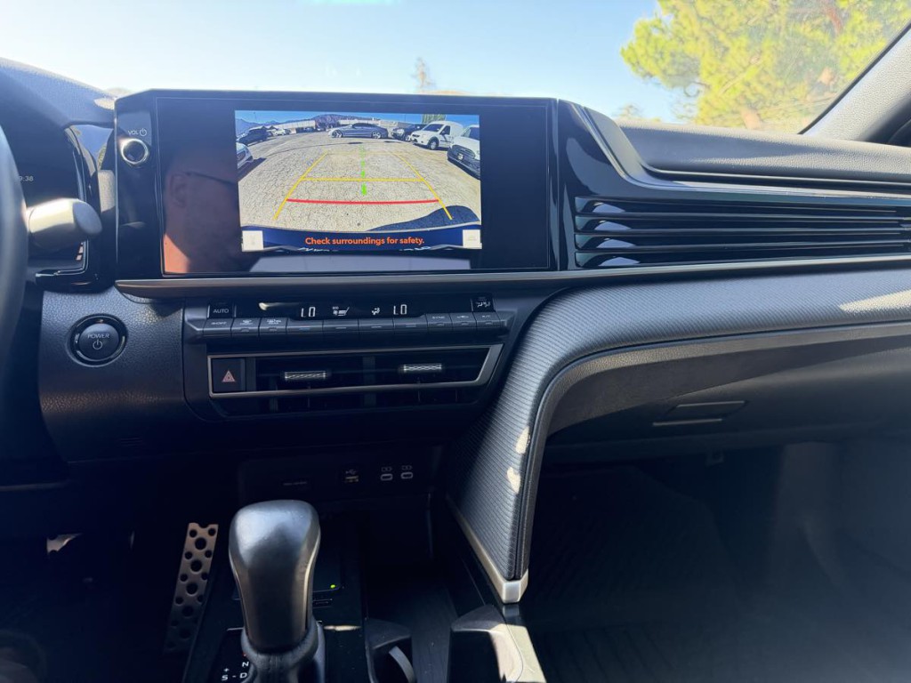 2025 Toyota Camry Image 14