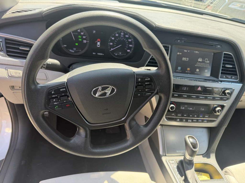2017 Hyundai Sonata Image 15