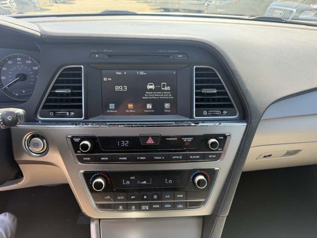 2017 Hyundai Sonata Image 21
