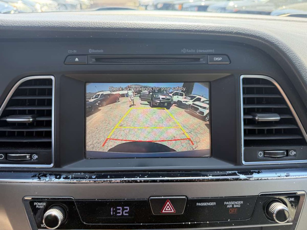 2017 Hyundai Sonata Image 23
