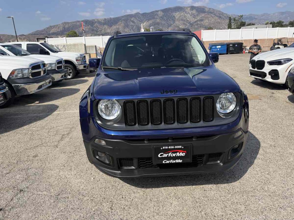 2017 Jeep Renegade Image 3
