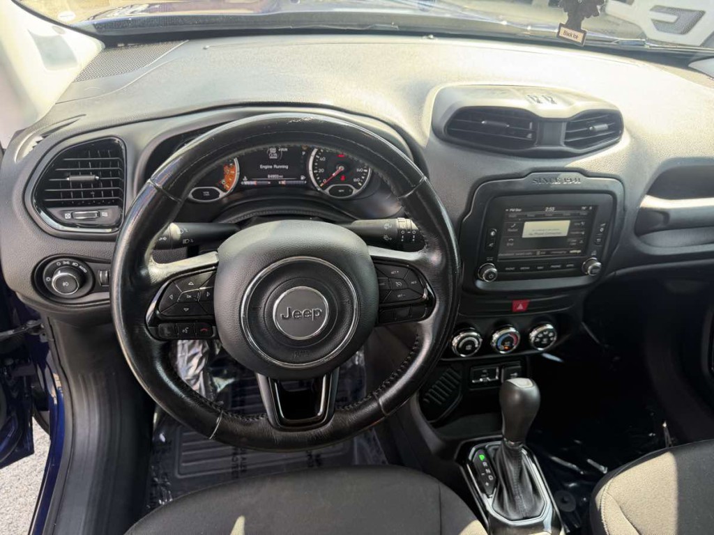 2017 Jeep Renegade Image 10