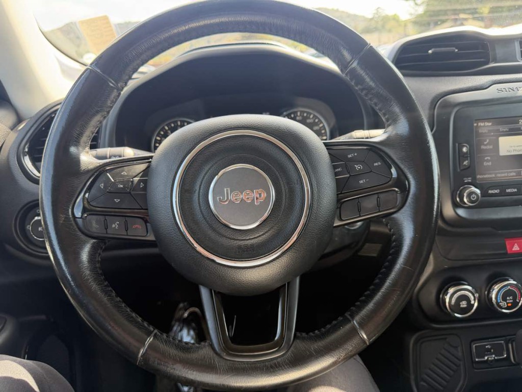 2017 Jeep Renegade Image 12