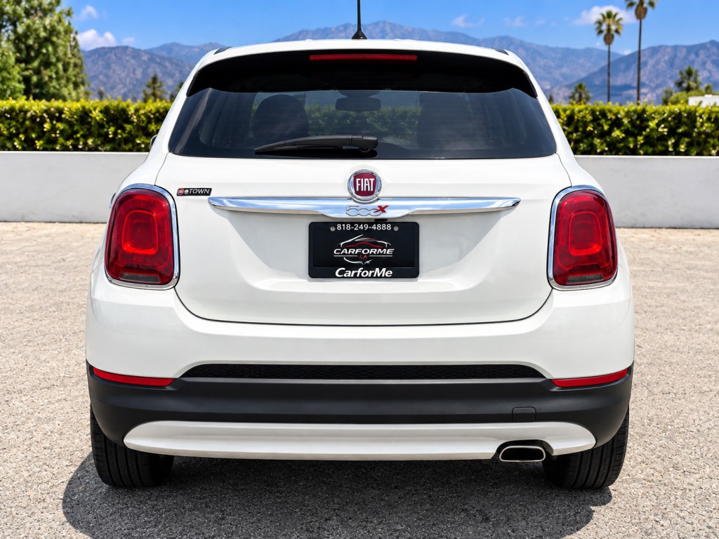 2016 FIAT 500 Image 5
